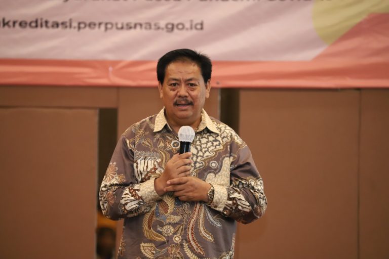 Kolaborasi Perpusnas dan Dukungan Pemerintah Daerah untuk Akreditasi Perpustakaan