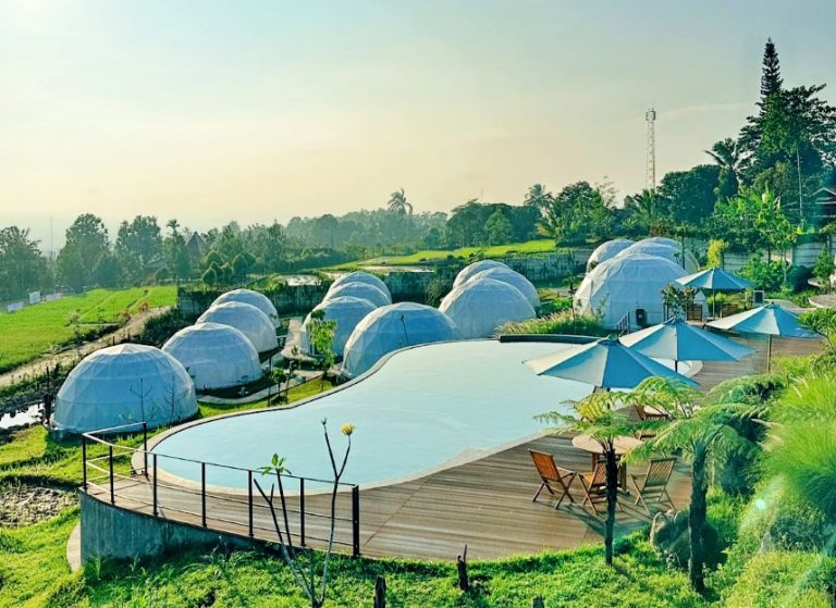 Lenirra Villa and Resto Glamping Glamour Bogor Tawarkan Keindahan Alam