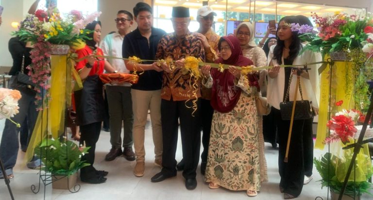 Restoran Padang Sederhana (SA) Buka Cabang Kekinian di Antasari Place