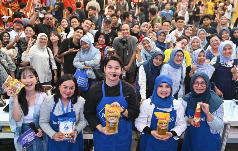 Rumah Indofood Hadirkan Konsep Supermarket Modern dan Duel Masak Kejutan di JFK 2025