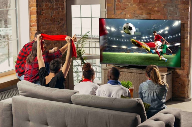 Hadirkan Gambar Dengan  1 Miliar Warna Nikmati Hiburan di Rumah dengan Kualitas Warna Sinematik dari AQUOS QLED TV