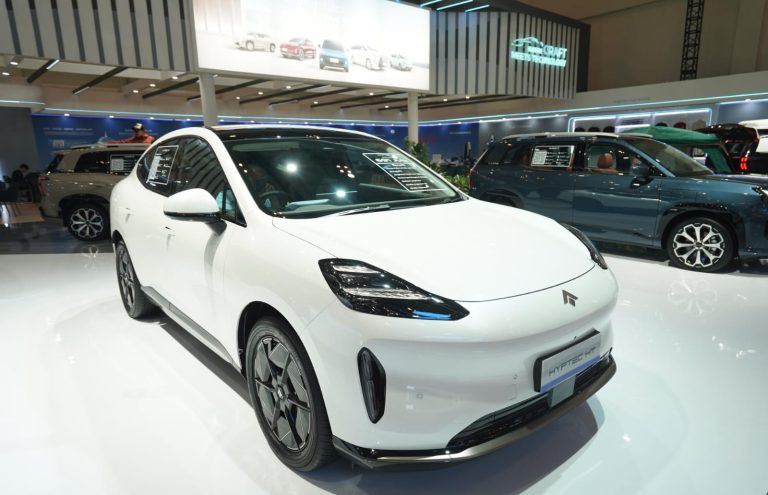 GAC Indonsia Kenalkan Mobil Listrik SUV Mewah