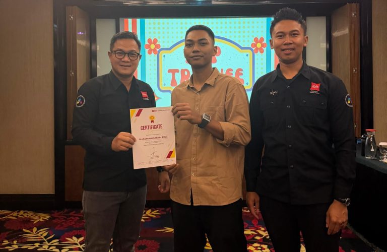 Lulusan Aero Astra Akademia Raih The Best Trainee Housekeeping Ibis Bandung Trans Studio