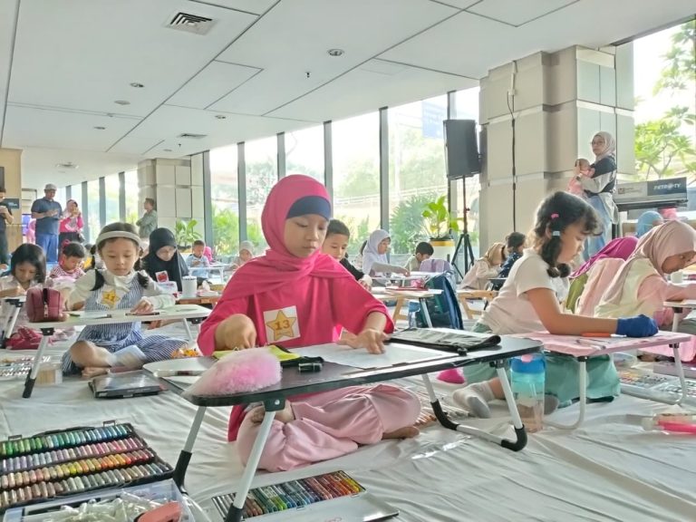 Lomba Mewarnai Gebyar Kreasi VIII Digelar di Hotel Bintang 4